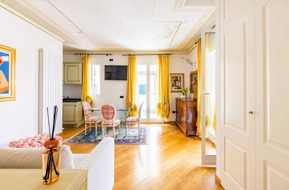La Casa Al Mare Centro Storico Di Loano Con Garage Διαμέρισμα Εξωτερικό φωτογραφία